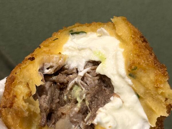 Coxinha de Costela com Cream Cheese